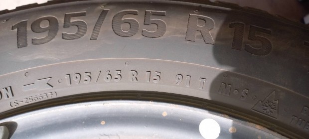 195/65R15 Continental tligumi szett felnin