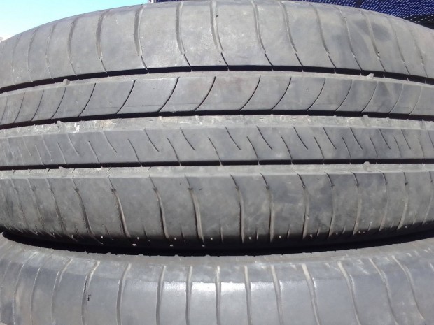 195/65R15 Michelin nyári gumi 4 db 30.000,-ft