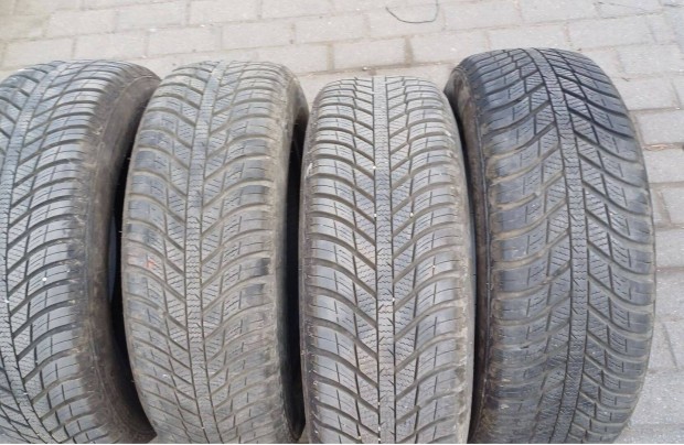 195/65R15 Nexen 4 évszakos gumigarnitúra kitűnő állapotban eladó