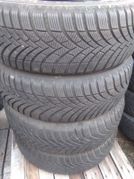 195/65R15 Semperit Speed-grip5 jszer tli gumi