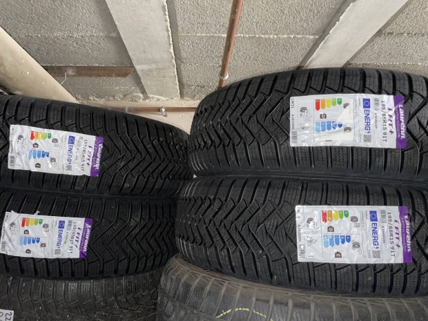 195/65R15 j Laufenn tli gumiabroncs