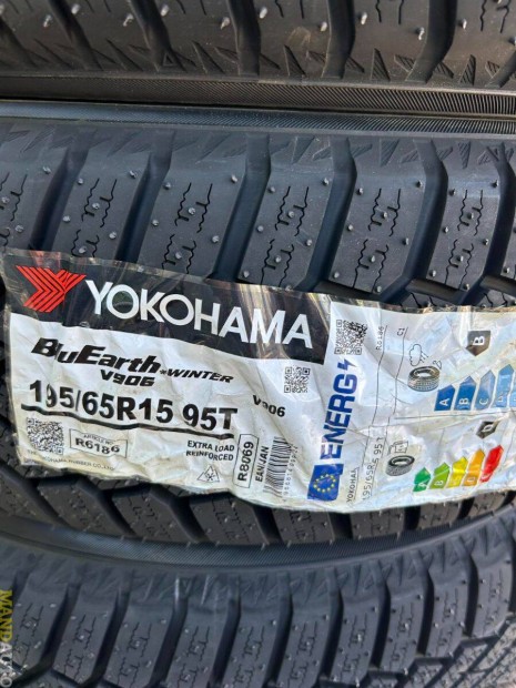 195/65R15 Yokohama Winter V906(XL),j tligumi