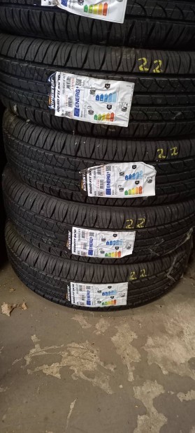 195/65R15 kingstar nyari gumi 4 db 