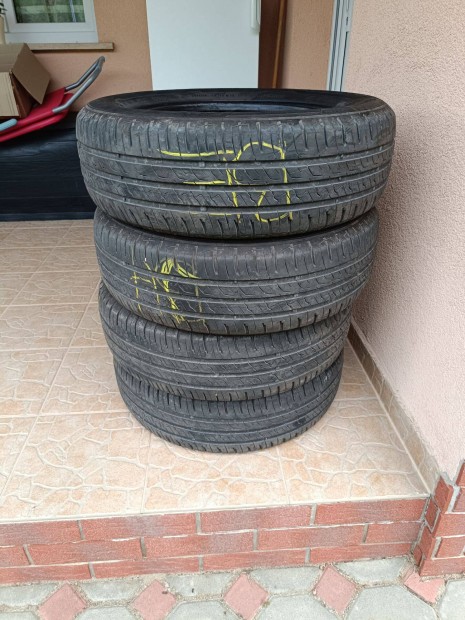 195/65R15 nyári gumi
