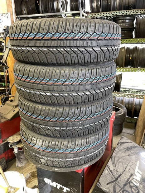 195/65R15 téligumik