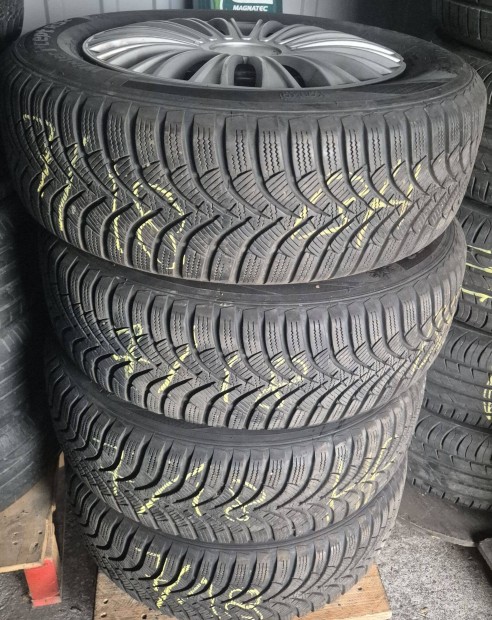 195 65 15 Hankook tli gumi felnivel