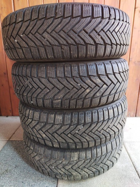 195 65 15 michelin 195/65 R 15 tli gumi garnitura