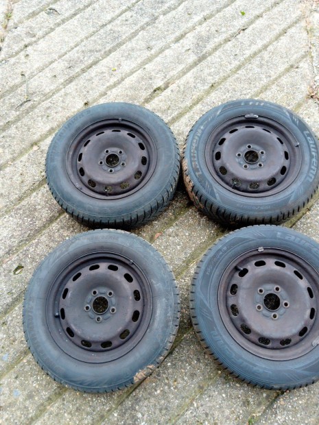 195/65/15 teligumi gyari ford acelfelnin