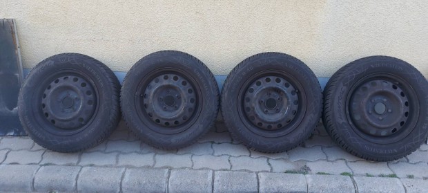 195/65 Kia ceed hyundai 15" 5x114.3 tligumi lemezfelnivel 