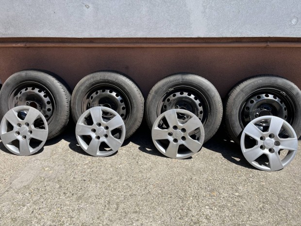 195/65 R15 Continental nyári gumi lemezfelnivel