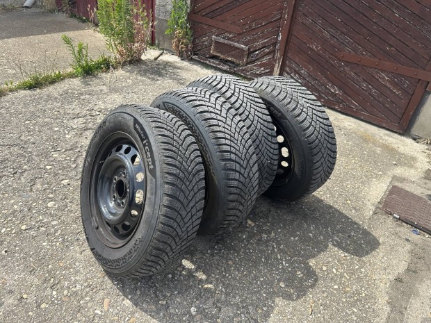 195/65 R15 Hankook icept rs3 tli gumi elad gyri mazda lemez felnin