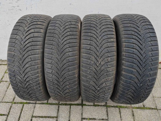 195/65 R15 Hankook téligumi 7,5-8mm DOT 1621 4db eladó