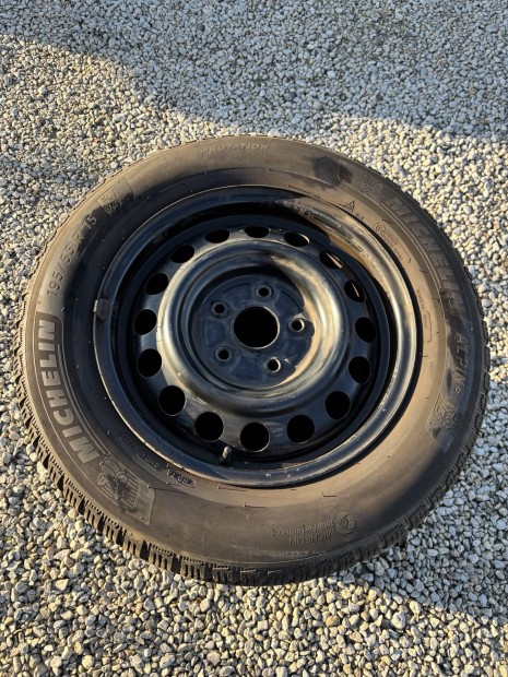 195/65 R15 Michelin t�li gumi szett, lemezfelnivel, Suzuki