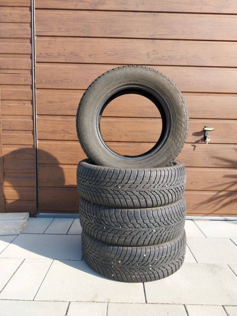 195/65 R15 hasznlt Nokian 4db tligumi