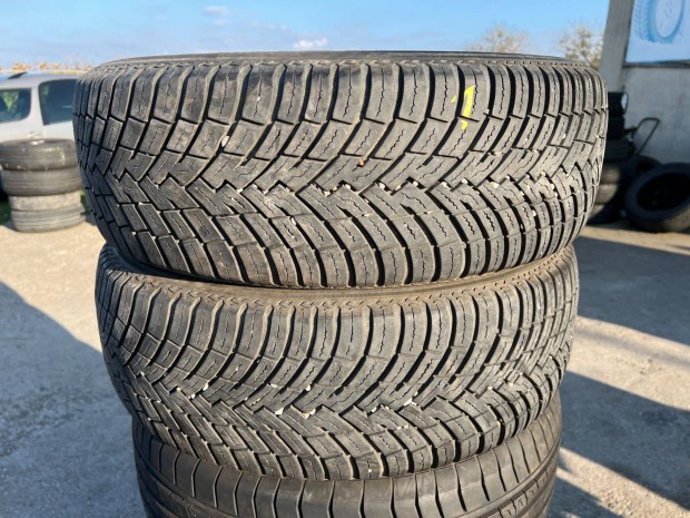 195/65 R15 pirelli 2db ngyvszakos gumi