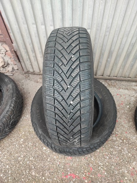 195/65 R15 tli Vredestein 2 db