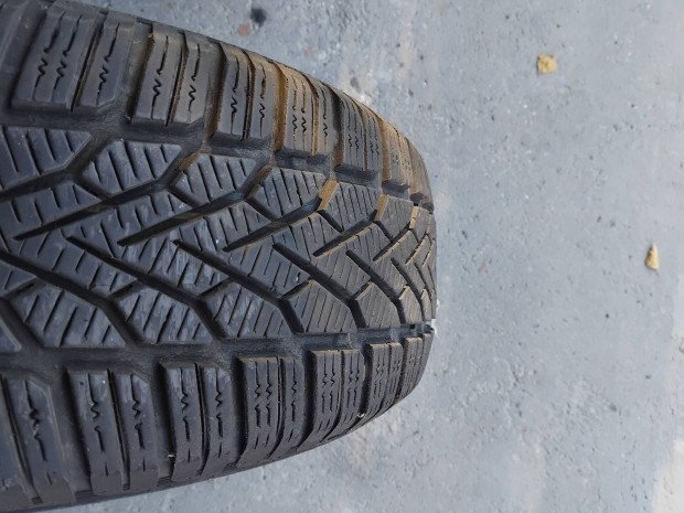 195/65 R15 téli gumi eladó