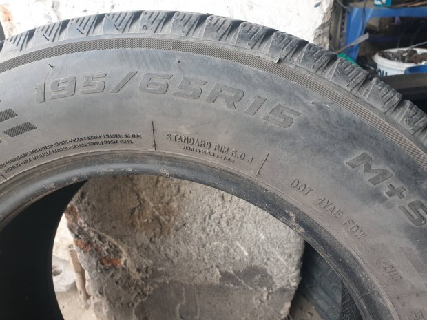 195/65 R15 téli gumi szett