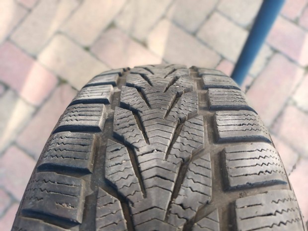 195/65 R15 tligumi garnitra (4 db)