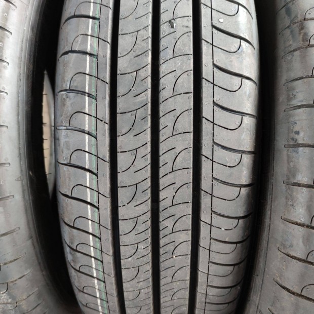 195/65 R16C Új!! Goodyear nyári gumi 140000ft a 4db /90/
