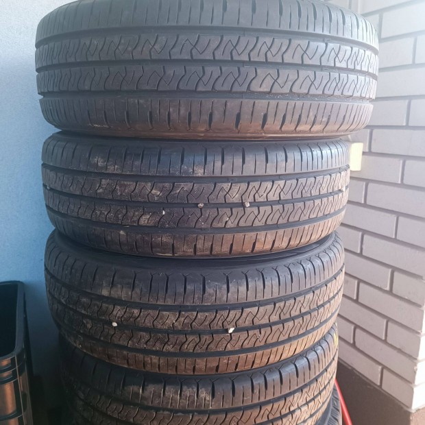 195/65 R16 C Kumho Protrans KC 53 gumi 4db