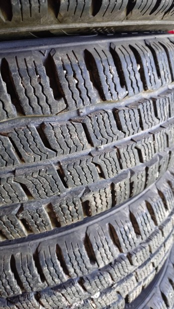 195/65 R16c Kumho Ford Transit