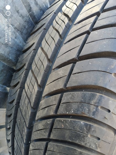 195/65 R 15 s gumiabroncs lemez felnivel .