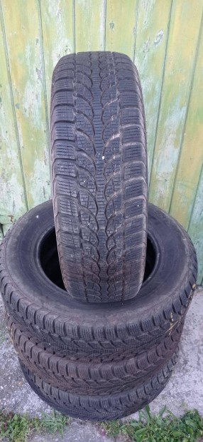 195/65 r15 4db Bridgestone tli gumi elad