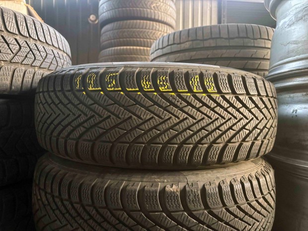 195/65 r15 Pirelli tligumi 4db elad 195/65r15 garnitra