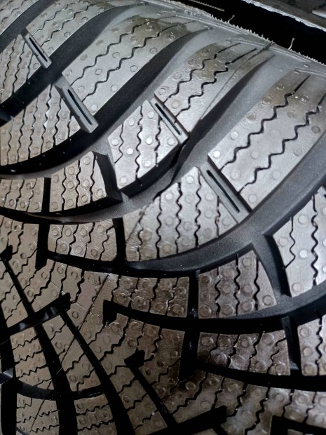 195/65r15 195/65 r15 tli 2db 0km-es 