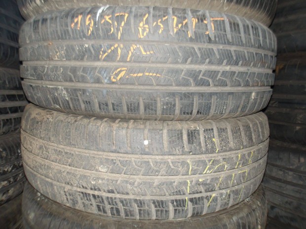 195/65r15 Vredestein négyévszakos gumi ajándék szereléssel