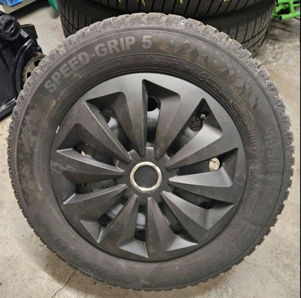 195/65r15 semperit speed-grip tli gumi vw lemezfelnivel