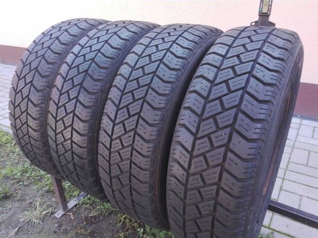 195/70R15C Fulda négyévszakos gumi garnitúra 195/70 r15c