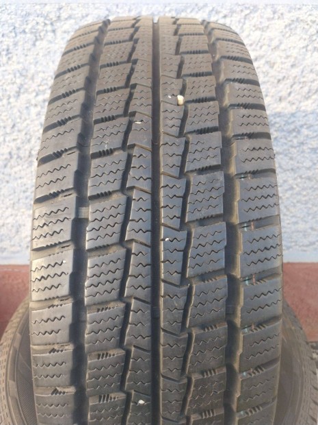 195/70 R15C 104/102R Hankook Winter RW06 tli gumi