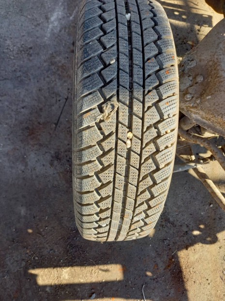 195/70 R15C  autgumik eladk.