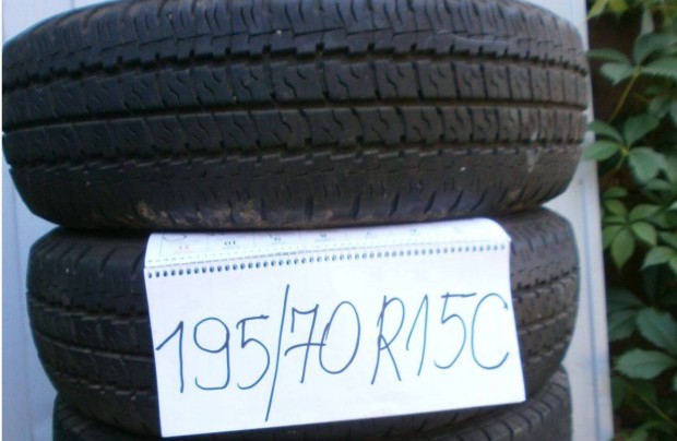 195/70 R15C kisteher nyárigumi 4 db