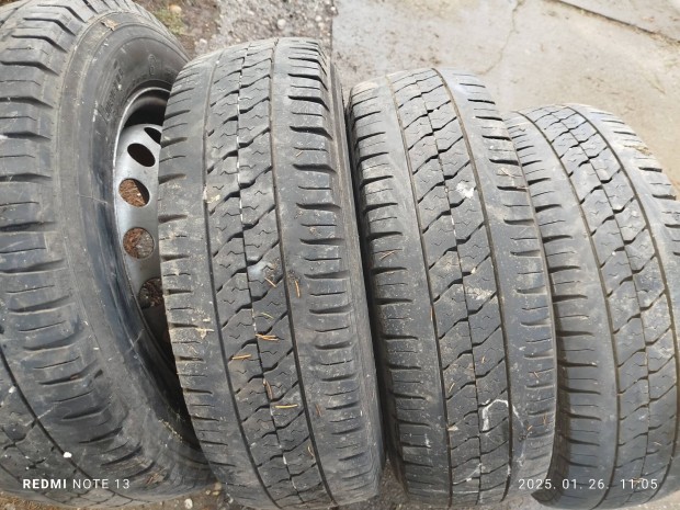 195/70 R15 c