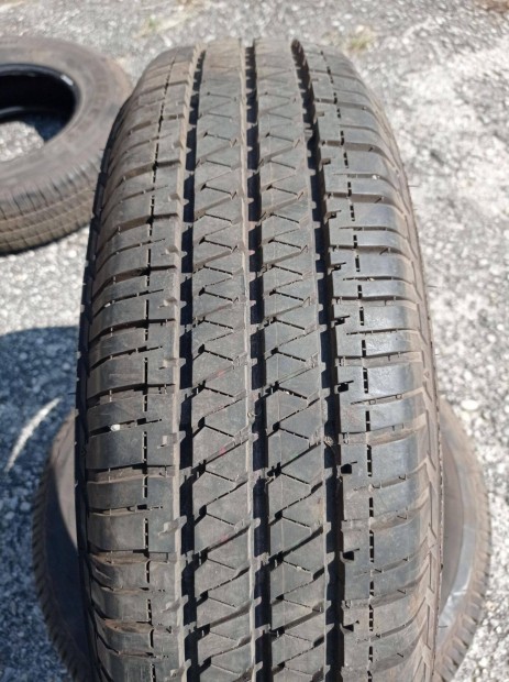 195/80 r15 90%os 1db Bridgestone téli gumi eladó
