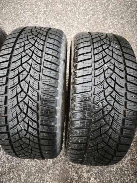 195 / 50 R15 82H tli gumi