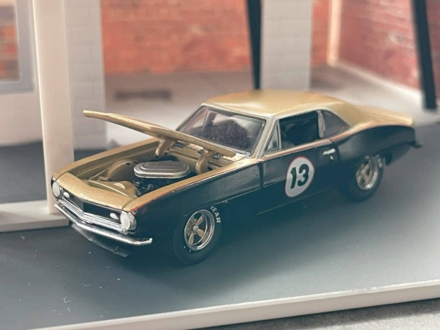 1967 Chevrolet Camaro modellaut - Greenlight 1:64 mret