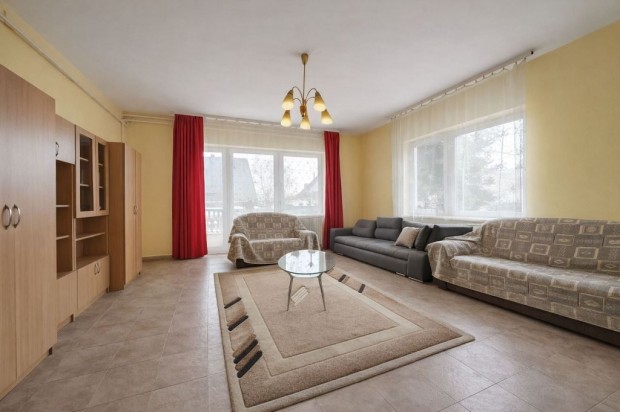 197 nm-es h�z elad� Szabadbatty�n