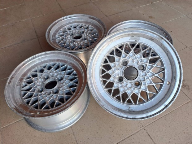 1982-es évjáratú 4X100 13" BBS RA alufelni garnitúra