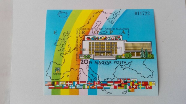 1983-as Madridi Találkozó ritka vágott bélyeg blokk