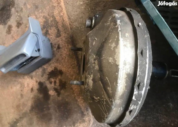 1985-s Mercedes Benz 190, benzines bontott alkatrszek