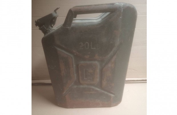 1987-es fm zemanyag kanna 20l fm