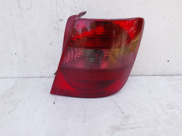 198983 Fiat Stilo 2003-2007 5 ajtós, jobb hátsó lámpa 51735221 Izzó