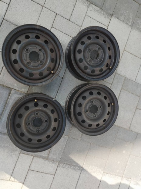 1989-2001 Ford Fiesta 13" lemezfelni 