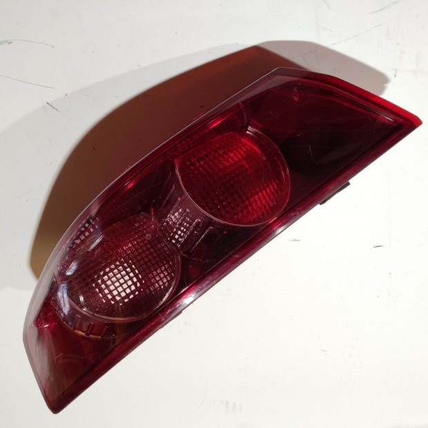 199068 Alfa Romeo 159 2005-2011 bal hátsó külső lámpa, izzófoglalat