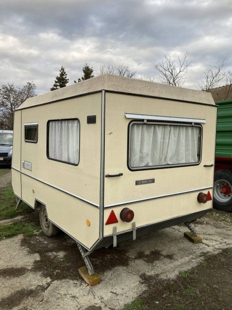 1990 IFA  Bastei lakkocsi