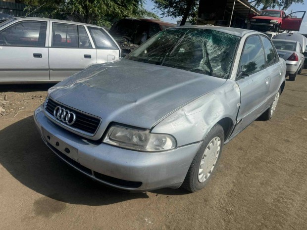 1996 Audi A4 B5 1.8 -ADR- bontott alkatrészek